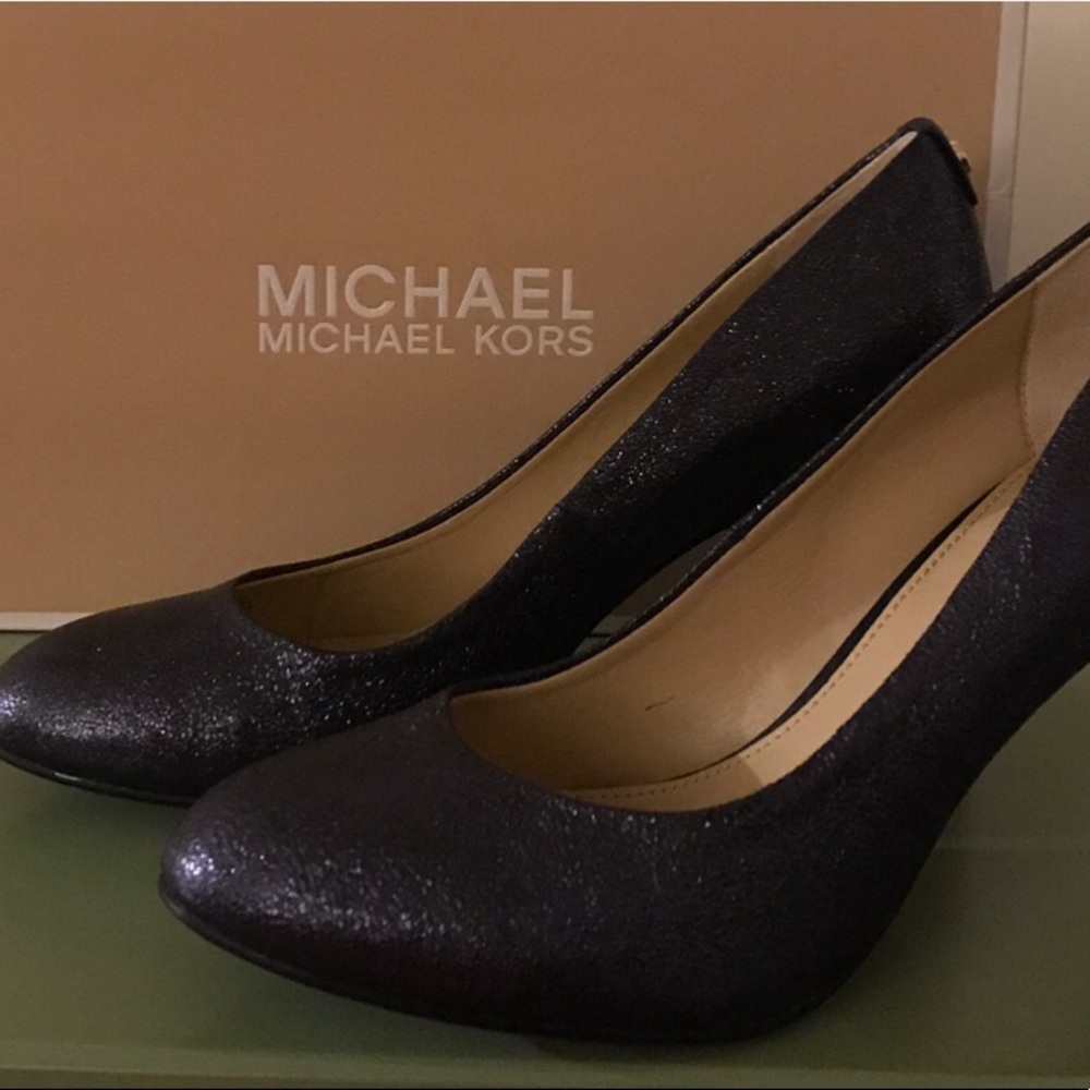 Michael Kors Navy Sparkle Pumps